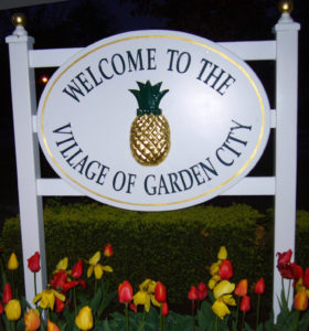 Garden City Personal Injury Lawyers - Welcome to Garden City Sign